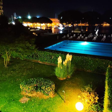 Signora Ruth - Aprilia Residence Aprilia Marittima Dış mekan fotoğraf