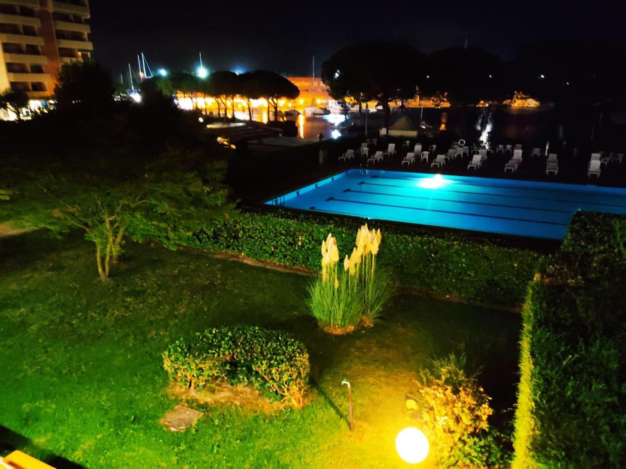 Signora Ruth - Aprilia Residence Aprilia Marittima Dış mekan fotoğraf