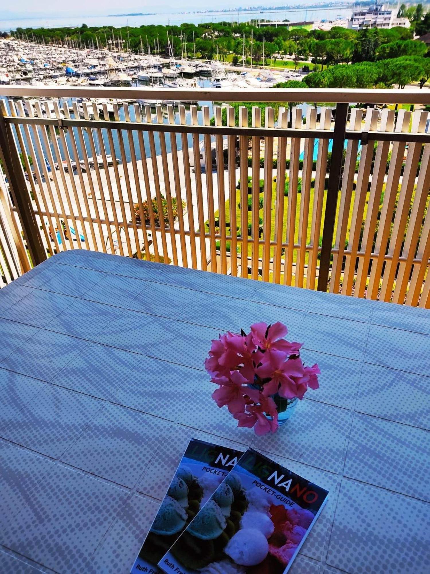 Signora Ruth - Aprilia Residence Aprilia Marittima Dış mekan fotoğraf
