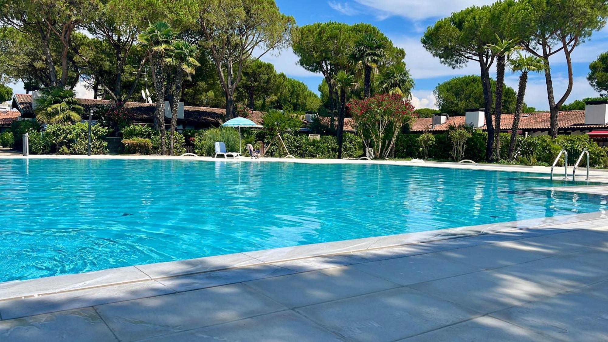 Signora Ruth - Aprilia Residence Aprilia Marittima Dış mekan fotoğraf